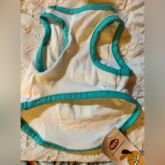 Dog Cat Shirt with Zipper Pouch and Summer Tank Top- 1 of each design - Picture 6 of 9